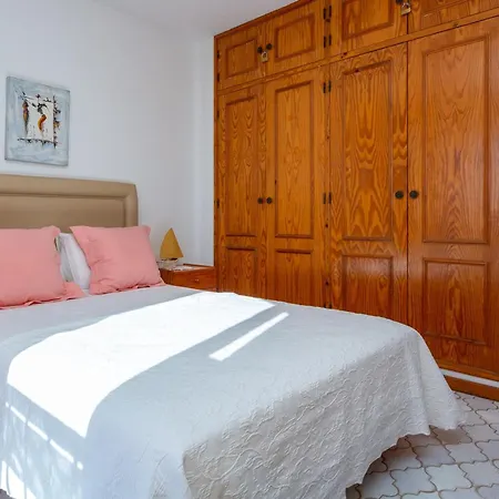 Typical T2 In W/ Balcony By Lovelystay Албуфейра