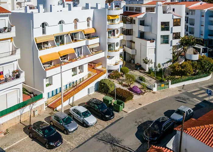 Typical T2 In W/ Balcony By Lovelystay Albufeira